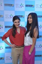 Soha Ali Khan at Follow your heart event in IES on 5th Dec 2012 (19).JPG